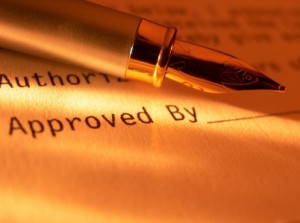 Pen and agreement - B2B procurement